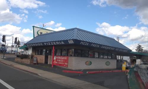 Riverside Pizzeria