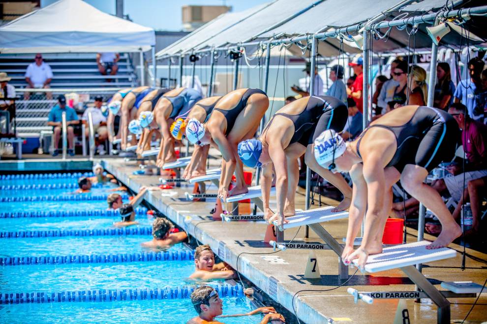 South Western Age Group Regionals Splash into Roseville Aquatics Complex